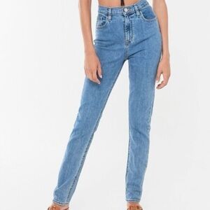 BDG Girlfriend High Rise Jeans Size 25